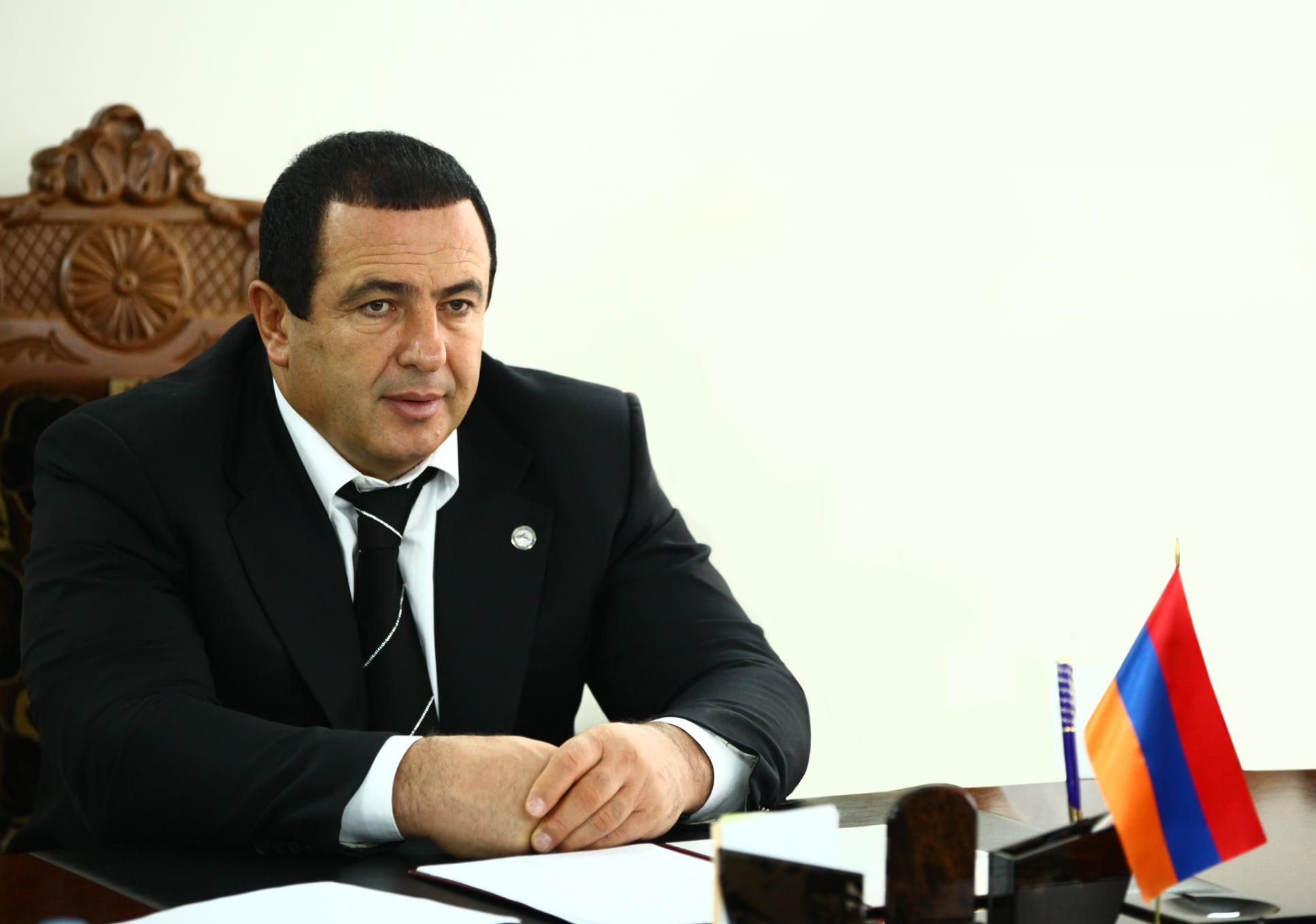 Գագիկ Ծառուկյանի կազմակերպություններում միաժամանակյա խուզարկություններ են կատարվում